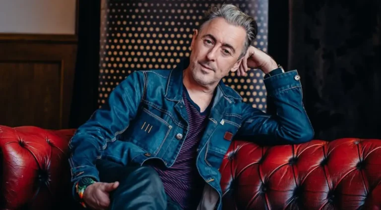 Featured Image of Alan Cummings Net Worth