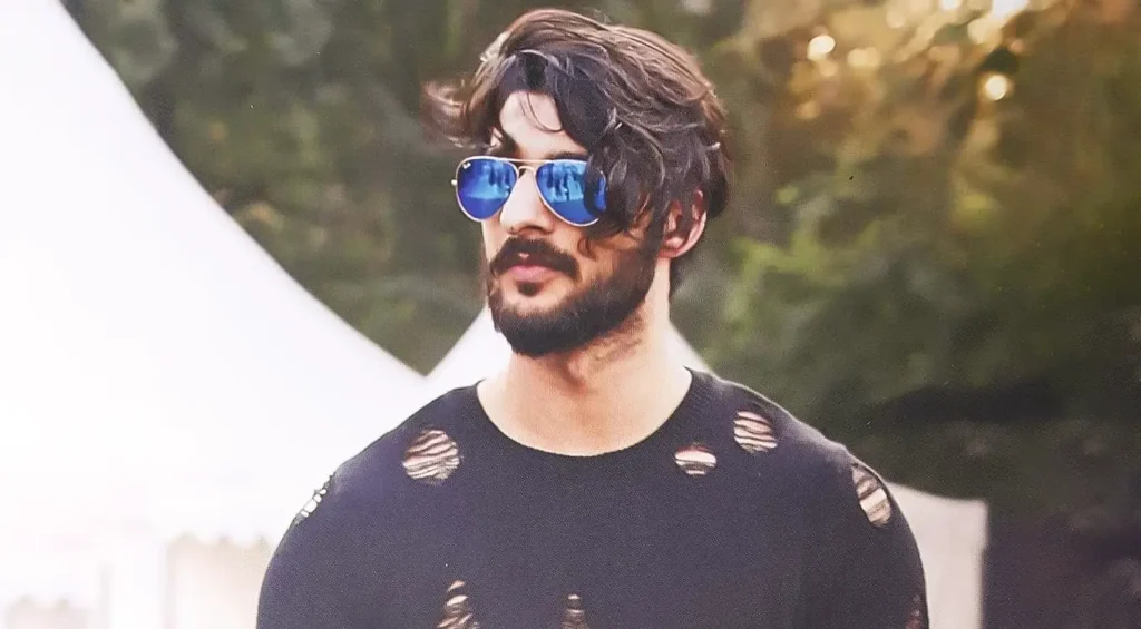 Featured Image of Rohman Shawl